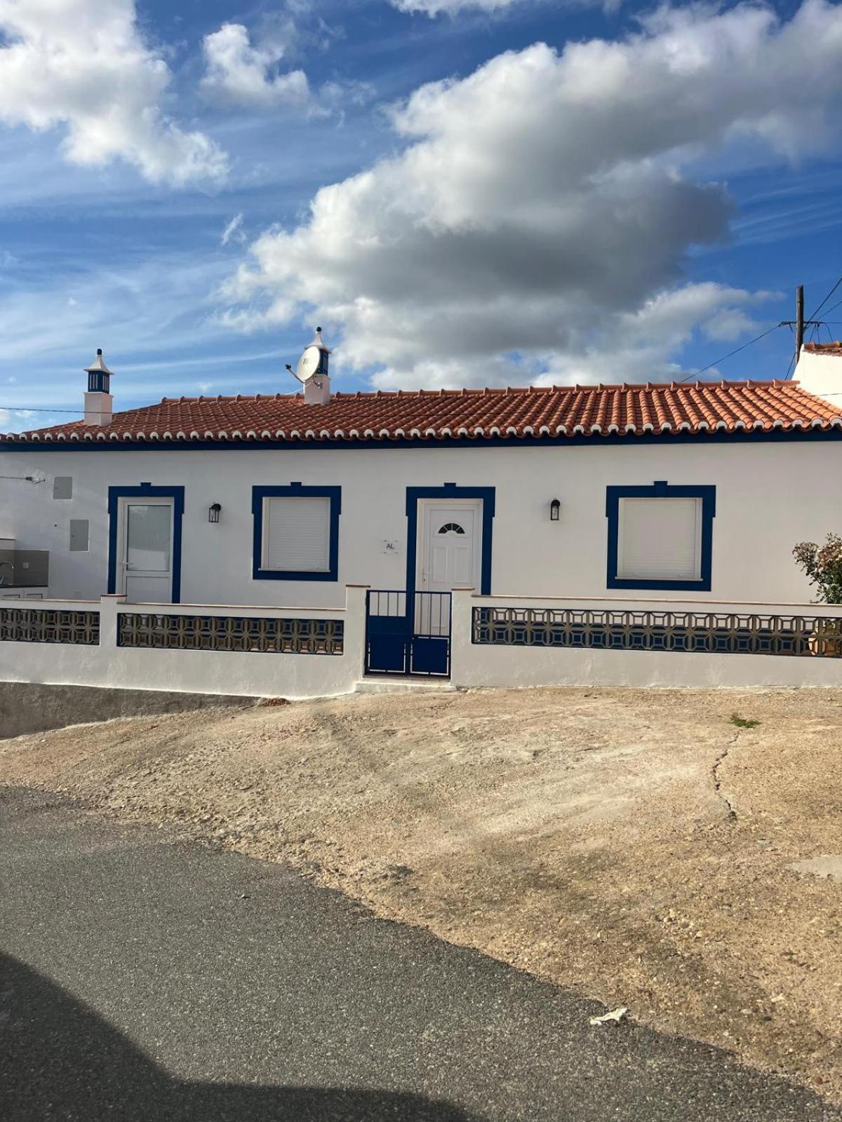 メルトラ Casa Dos Saposヴィラ エクステリア 写真